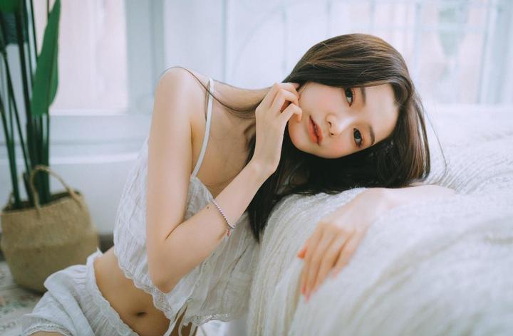情侣嗟嗟嗟互动甜蜜