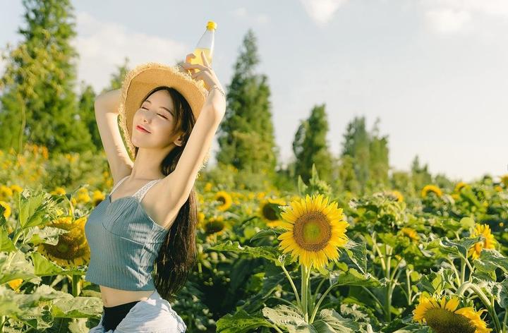 社会活动中的四川妇女